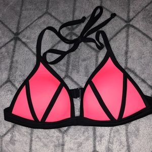 Victoria Secret Pink Bikini Top 👙 Make an offer‼️
